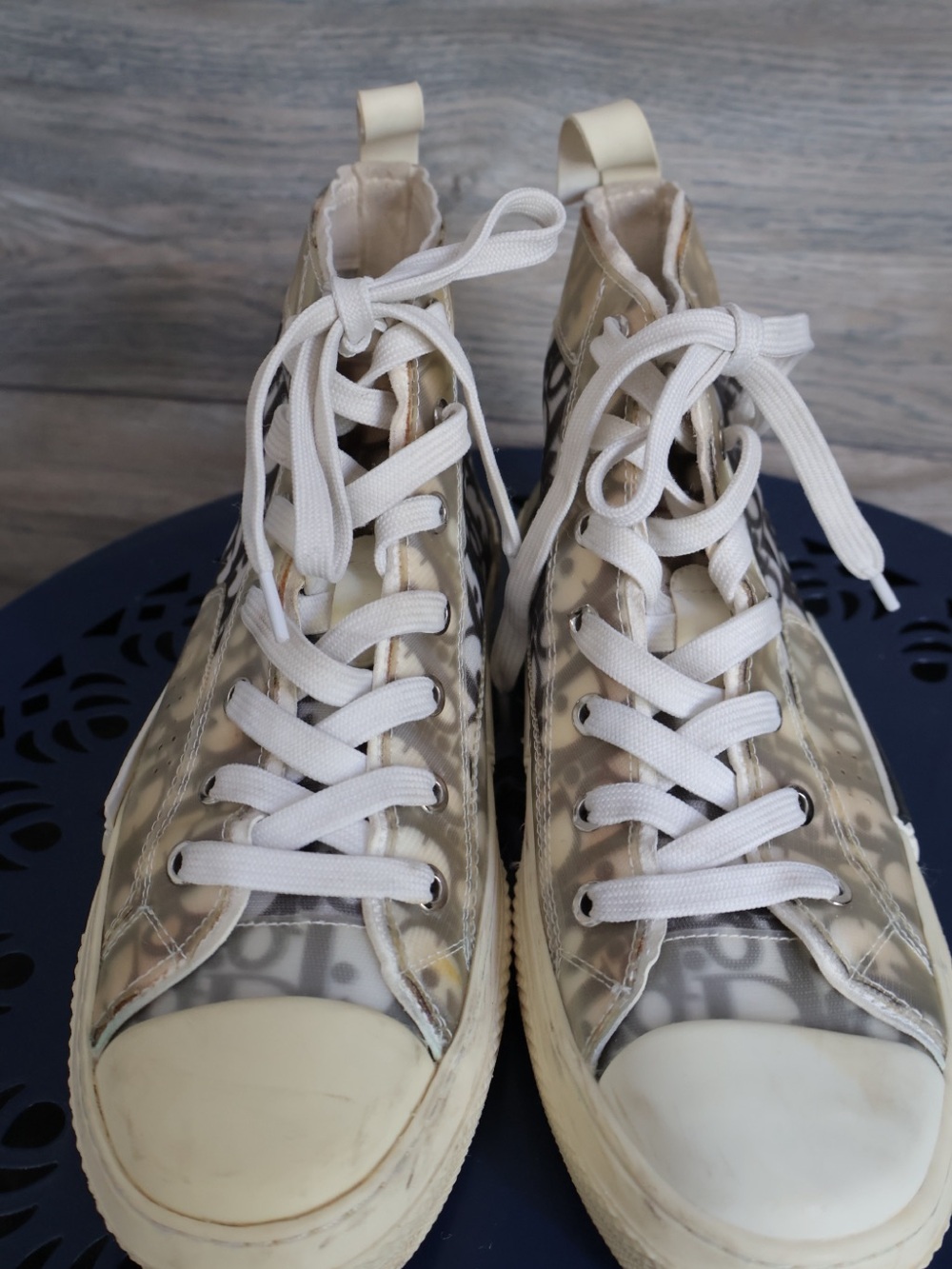 Dior B23 League High-Top Sneaker in Beige, White and Navy Monogram - Picture 4 of 5